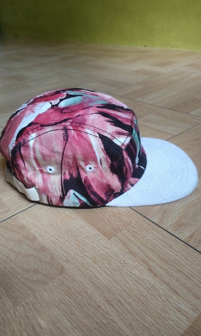 Cream soda five-panel cap multiple color (Category: Caps & Hats) located in Zaragoza. Submitted by abasolo_jv (Listing ID 1413274411, Image 2). Description: good condition no issues need wash fresh drop bale offer lang po.
