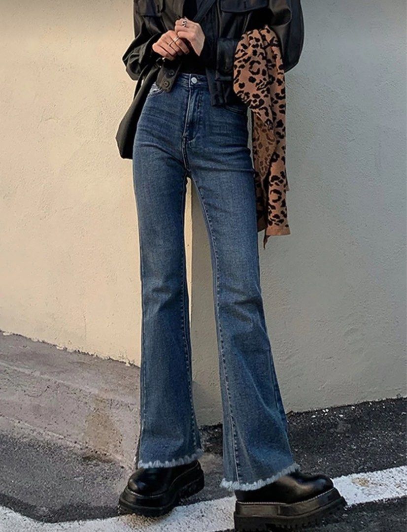 Distressed High Waist Flared Jeans (Category: Jeans) located in Pasig City. Submitted by dinnerrollss (Listing ID 1413391146, Image 3). Description: Acubi Distressed High Waist Flared Denim Pants 📏 SIZE: XS-S ✔️ Never used ✔️ Original Price: Php 800 🌟‼️ Buy 3 or more items, get 10% off.