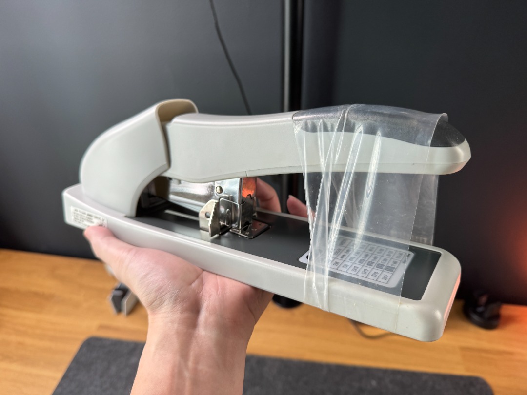 Dolphin Heavy Duty Stapler HS-2000, Hobbies & Toys, Stationery & Craft ...