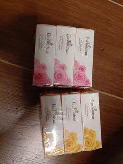 （分類：）位於 。 由 phoebeuy 提交（商品編號 1413370444，圖片 1）。簡介： 。