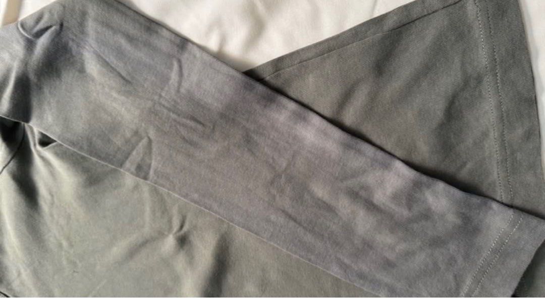 Esprit Long Sleeve in Army Green (Category: Longsleeves) located in Manila. Submitted by dreisells (Listing ID 1413338056, Image 3). Description: Price firm See pics for condition No ww Rfs: decluttering & need funds.