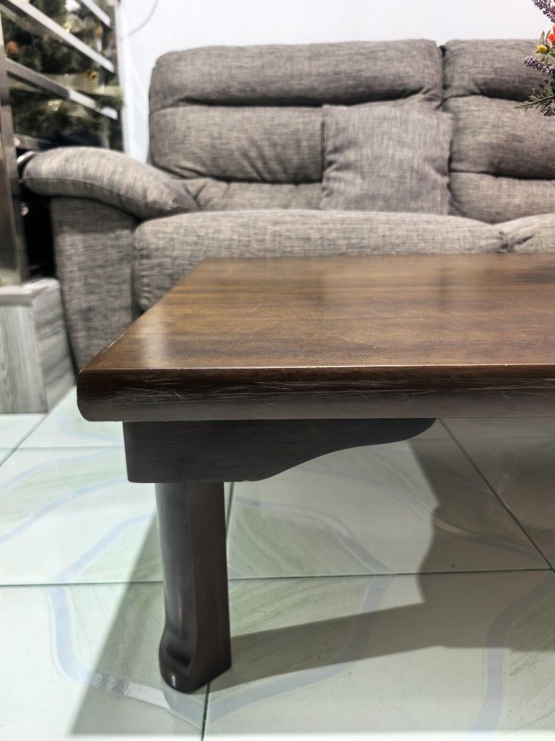 Foldable center table (Category: Tables & Sets) located in Valenzuela. Submitted by mimasujapansurplus (Listing ID 1413418183, Image 3). Description: 📢 AVAILABLE ‼️ 𝑭𝒐𝒍𝒅𝒂𝒃𝒍𝒆 𝑪𝒆𝒏𝒕𝒆𝒓 𝑻𝒂𝒃𝒍𝒆 ✨ Made of wood Durable and sturdy In good condition Length: 47 inches Width: 29 inches Height: 13 inches 🏷️ ₱1,500 only ✨ 📍 𝐕𝐚𝐥𝐞𝐧𝐳𝐮𝐞𝐥𝐚 𝐂𝐢𝐭𝐲 🚚 Available for 𝐬𝐞𝐥𝐟 𝐩𝐢𝐜𝐤-𝐮𝐩 or 𝐥𝐚𝐥𝐚𝐦𝐨𝐯𝐞 𝐝𝐞𝐥𝐢𝐯𝐞𝐫𝐲 𝐭𝐨𝐝𝐚𝐲