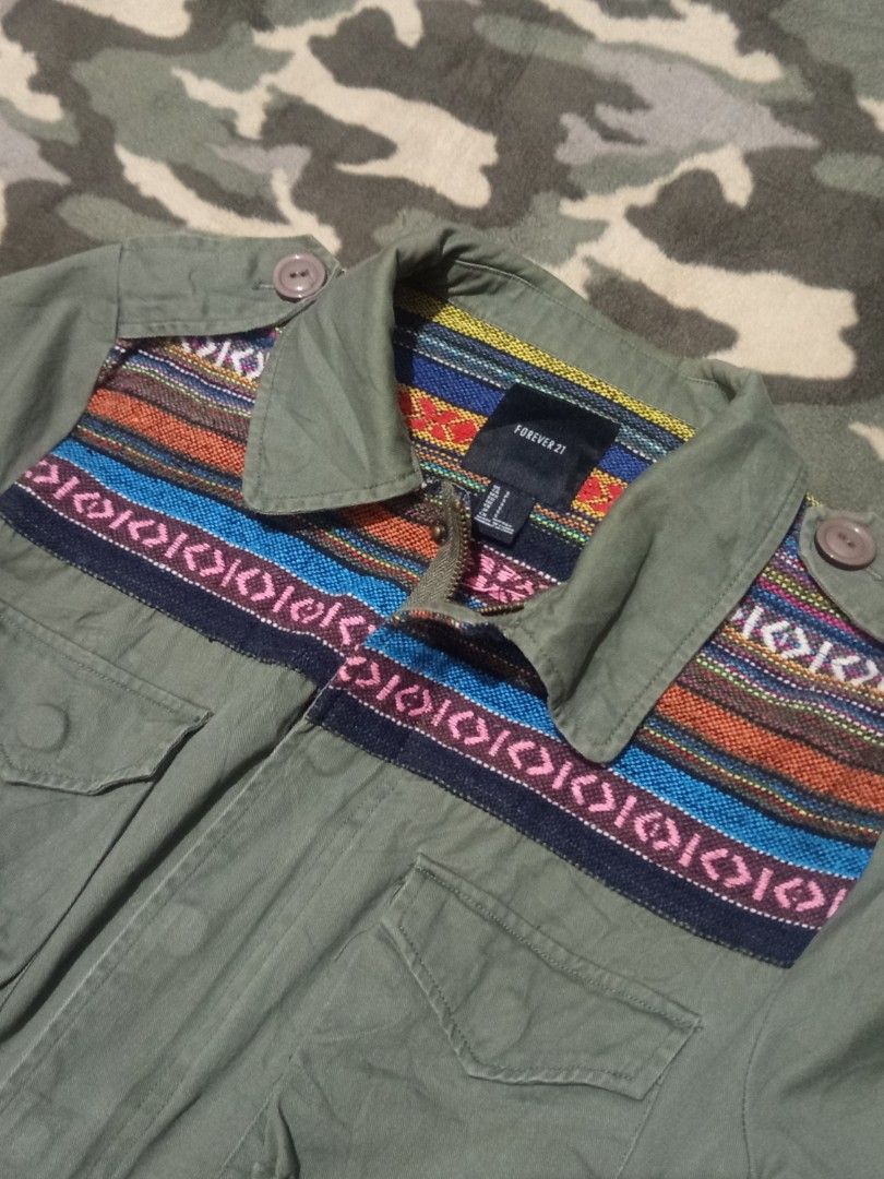 Forever 21 field jacket with tribal details (Category: Coats, Jackets and Outerwear) located in Davao. Submitted by spootingavenue (Listing ID 1413354935, Image 3). Description: Forever 21 field jacket with tribal details small on tag...fits upto medium see pics for details free shipping within the Philippines.