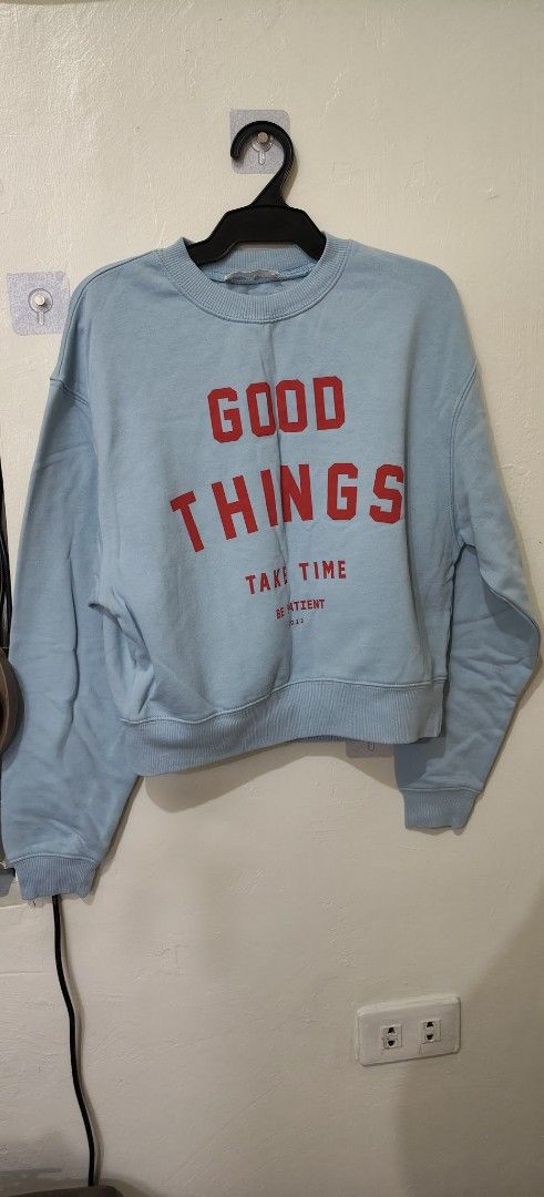 Good Things Take Time Sweatshirt (Category: Longsleeves) located in Quezon City. Submitted by jonree (Listing ID 1413328484, Image 1). Description: small croptop .