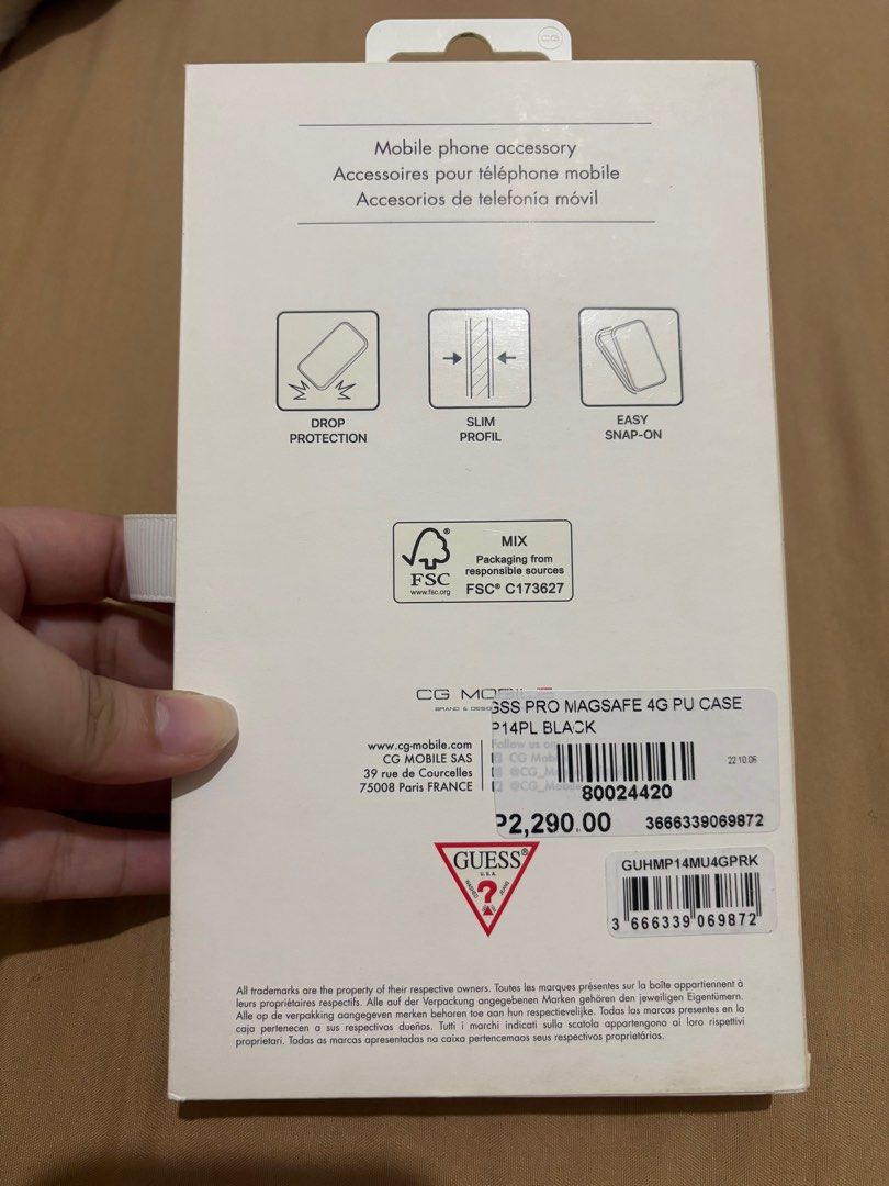 Guess Iphone 14 Plus/ Iphone 15 Plus MagSafe Case (Category: Cases & Sleeves) located in Quezon City. Submitted by ccloset_ (Listing ID 1413399603, Image 2). Description: - Guess iPhone 14 Plus / 15 Plus Case - Features the iconic Guess logo pattern - Designed with MagSafe compatibility - Offers drop protection - Slim profile - Easy snap-on design -No visible issues -Used 3-4x only.
