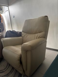 (Category: ) located in . Submitted by hondaford (Listing ID 1413244226, Image 1). Description: .