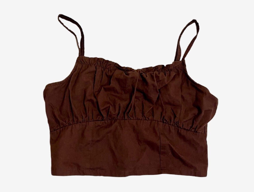 H&M Brown Cropped Sleeveless Top (Category: Sleeveless) located in Pasig City. Submitted by dinnerrollss (Listing ID 1413388595, Image 1). Description: H&M Brown Cropped Sleeveless Top 📏 SIZE: XS-S ✔️ Never used ✔️ RFS: Decluttering ✔️ Original Price: Php 450 🌟‼️ Buy 3 or more items, get 10% off.