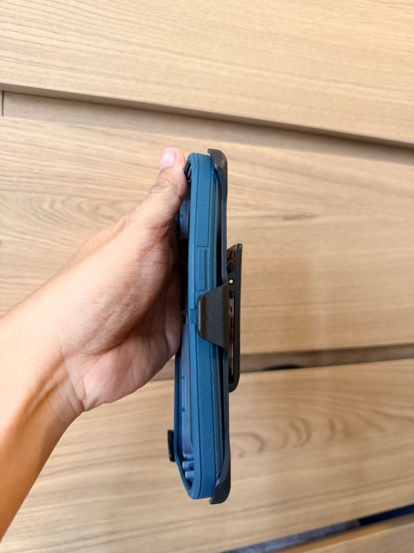 Iphone 13 Otter Case Orig (Category: Cases & Sleeves) located in Quezon City. Submitted by Yahiko2019 (Listing ID 1413256398, Image 3). Description: Otter Case for Iphone 16 Pro Used only for testing / Lost box.