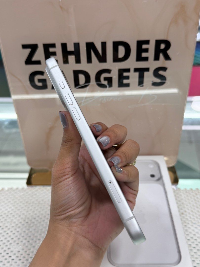 iPhone 17 PRO MAX 512GB OPENLINE (3 WEEKS OLD) NTC APPROVED (1 CYCLE COUNT) (Category: iPhone 17 Series) located in San Juan City. Submitted by desireebayal96 (Listing ID 1413363250, Image 3). Description: iPhone 17 PRO MAX (SILVER) * UNDER WARRANTY UNTIL DEC. 6, 2026 * NTC APPROVED * OPENLINE * ANY SIM * 512GB * 100% BATTERY HEALTH * 1 CYCLE COUNT * 100% SMOOTH * NO DENTS * NO SCRATCH * NO ISSUE * NO HISTORY OF REPAIR * NOT REFURBISHED * WITH BO