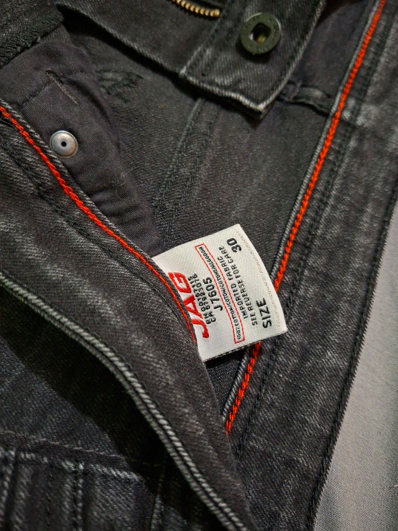 Jag Black Skinny Jeans (Category: Jeans) located in Cabuyao City. Submitted by jj6316 (Listing ID 1413406166, Image 3). Description: - Color Black - Size 30 - Skinny Slim fit - Button and zipper closure - Classic five-pocket design - Denim material - 2016 Throwback feeling.