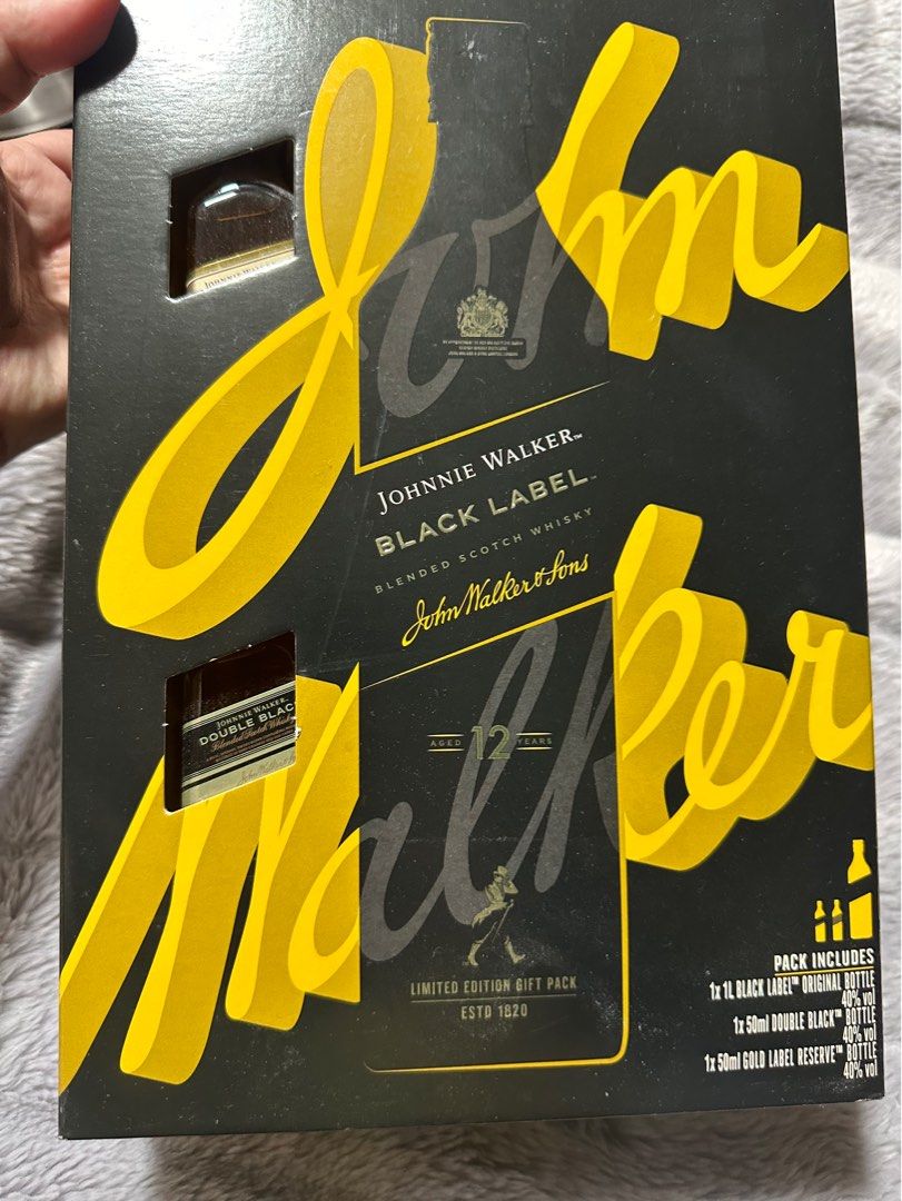 Johnnie Walker Black Label Gift Set (Category: Beverages) located in Quezon City. Submitted by jshoppppp (Listing ID 1413325135, Image 1). Description: Sealed. See pic for inclusions. Delivery c/o buyer.