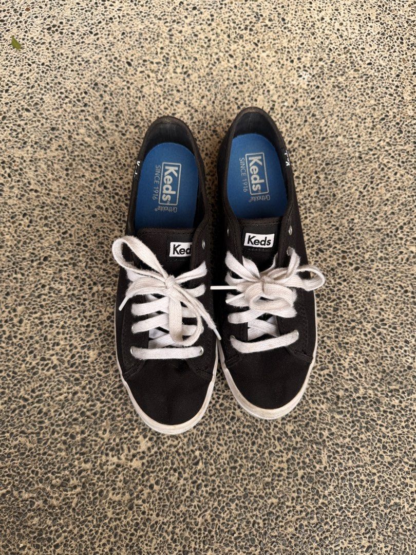Keds Triple Kick Black/White Canvas (Category: Sneakers) located in Abucay. Submitted by byeket (Listing ID 1413300694, Image 2). Description: Keds Triple Kick Canvas 1" Platform Shoes It's a narrow shoe! Comes with original box Condition: Used a few times. Needs good cleaning to restore quality. Size: Womens US 7.5 / UK 5 / EU 38 RFS: decluttering! Feel free to message for inquiries. .