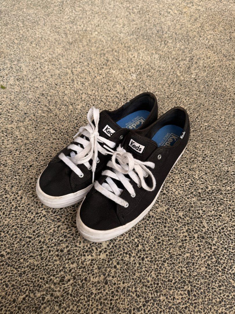 Keds Triple Kick Black/White Canvas (Category: Sneakers) located in Abucay. Submitted by byeket (Listing ID 1413300694, Image 1). Description: Keds Triple Kick Canvas 1" Platform Shoes It's a narrow shoe! Comes with original box Condition: Used a few times. Needs good cleaning to restore quality. Size: Womens US 7.5 / UK 5 / EU 38 RFS: decluttering! Feel free to message for inquiries. .
