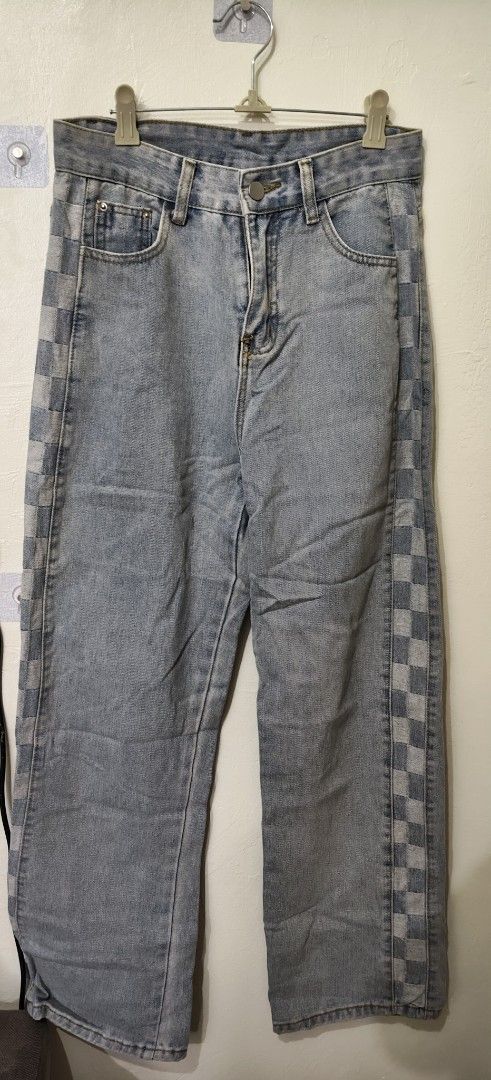 2 straight jeans (Category: Jeans) located in Quezon City. Submitted by jonree (Listing ID 1413329584, Image 3). Description: 2 for 150 26-27 size.