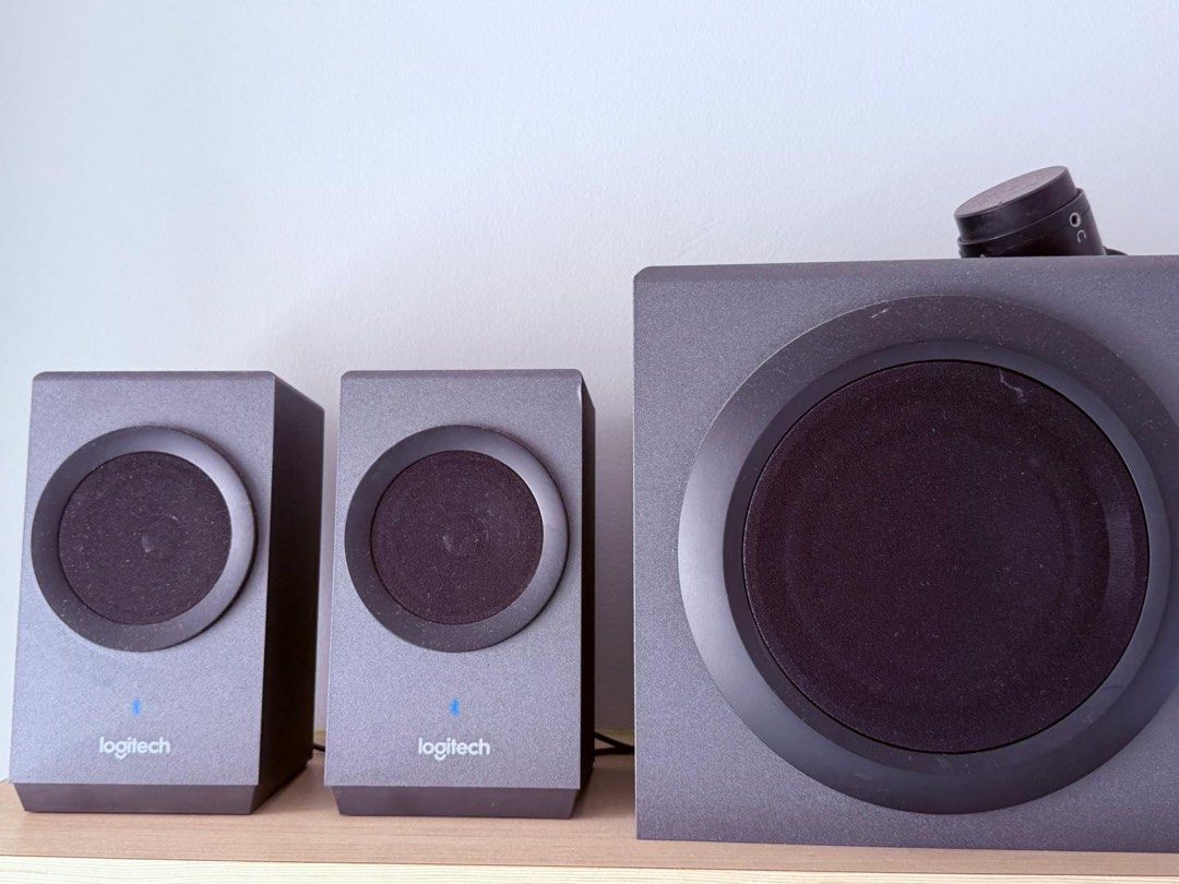 Logitech Speaker System65561061935490110