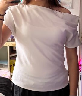 (Category: ) located in . Submitted by hijaeth7 (Listing ID 1413298018, Image 1). Description: .