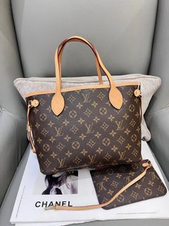 (Category: ) located in . Submitted by jscollectionbags (Listing ID 1413353613, Image 1). Description: .