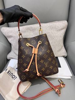 (Category: ) located in . Submitted by jscollectionbags (Listing ID 1413355053, Image 1). Description: .