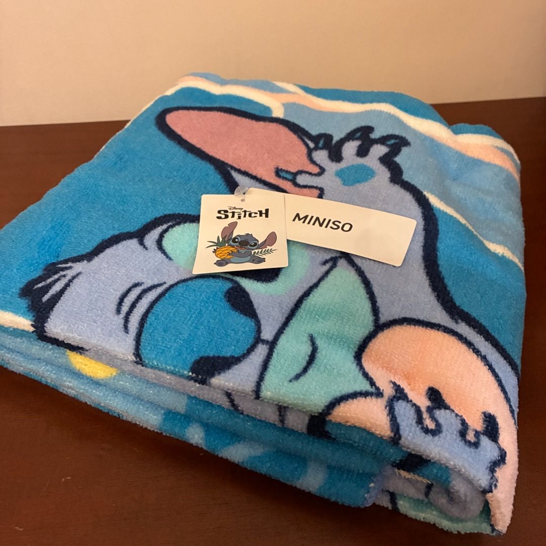Miniso Disney Stitch Microfiber Bath Towel - Large (Category: Bedding & Towels) located in Quezon City. Submitted by kc.collections (Listing ID 1413335331, Image 2). Description: Condition: Brand new, still in original packaging Steal price vs. SRP PHP 799 - microfiber material, large size - limited edition from Miniso x Disney Stitch collection RFS: Decluttering, unused gift Price is negotiable Tags: miniso, disney, lilo and stitch, bath towel, 