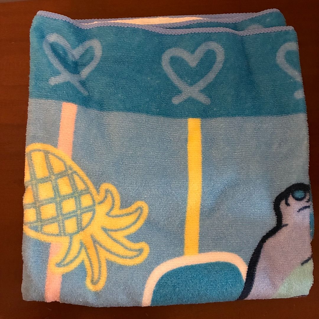 Miniso Disney Stitch Microfiber Bath Towel - Large (Category: Bedding & Towels) located in Quezon City. Submitted by kc.collections (Listing ID 1413335331, Image 3). Description: Condition: Brand new, still in original packaging Steal price vs. SRP PHP 799 - microfiber material, large size - limited edition from Miniso x Disney Stitch collection RFS: Decluttering, unused gift Price is negotiable Tags: miniso, disney, lilo and stitch, bath towel, 
