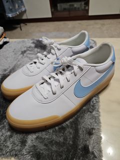 (Category: ) located in . Submitted by sneaksole (Listing ID 1413361389, Image 1). Description: .