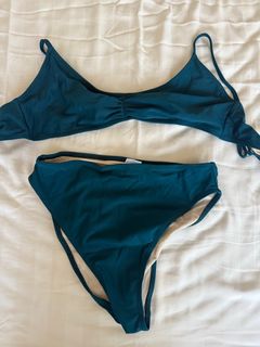 (Category: ) located in . Submitted by kimsellscarousel (Listing ID 1413303883, Image 1). Description: .