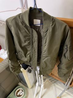 （分類：）位於 。 由 kae_stella 提交（商品編號 1413386917，圖片 1）。簡介： 。