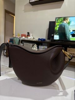 (Category: ) located in . Submitted by ai_ying (Listing ID 1413263646, Image 1). Description: .