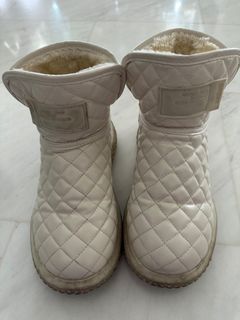 (Category: ) located in . Submitted by primium888 (Listing ID 1413267745, Image 1). Description: .