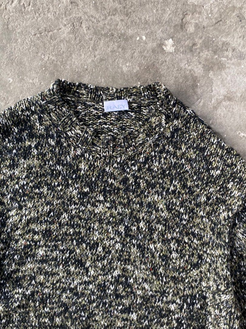 RAEY Wool Blend Sweater - XL (Category: Coats, Jackets and Outerwear) located in Lipa City. Submitted by dcd1217 (Listing ID 1413408246, Image 2). Description: - RAEY sweater - Size: XL - Made in Italy - Features a speckled pattern - Color mix - Fabric: Wool, cotton, polyamide, viscose blend - Ribbed neckline, cuffs, and hem - Dry clean only Shipped via jnt Message me for any concerns.