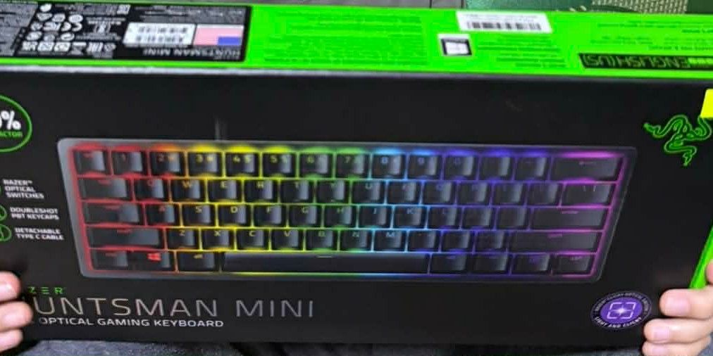 Razer Huntsman Mini (Category: Computer Keyboard) located in Manila. Submitted by ern.ern (Listing ID 1413341549, Image 2). Description: almost new.. 4 days with my son.. RFS: he preferred huntsman pro.. message me if interested.. still negotiable...