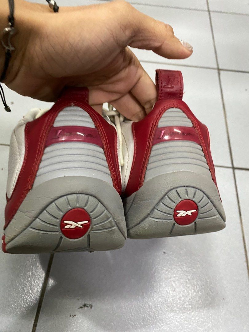 Reebok Answer 4 OG 'White Red' Allen Iverson (Category: Sneakers) located in Pasig City. Submitted by bootsoftravel_ph (Listing ID 1413350469, Image 2). Description: Reebok Answer 4 OG ‘White Red’ Allen Iverson used - Good FOR SALE rare pair No box Issue: slight drags Price ₱ 4,995 only size: EU 40.5/ UK 6.5 / US 7.5 Guaranteed 100% Legit 💯 We ship nationwide 🚚.