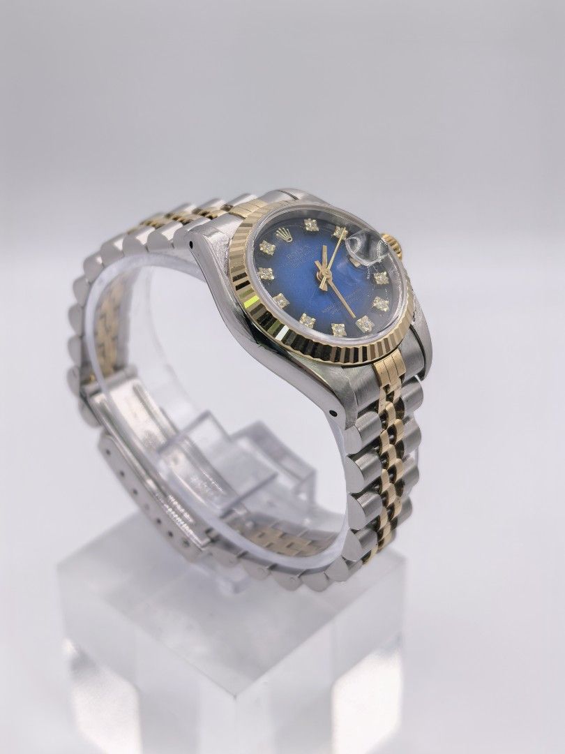 Rolex Datejust Blue Vignette Ladies (Category: Luxury Watches) located in Makati City. Submitted by shinkc (Listing ID 1413388176, Image 3). Description: New Year SALE! Yours at Php 295,800 Rolex Datejust Blue Vignette Ladies (Full Set) Size: 26mm Ref.Number: 69173 Year: 1993 Condition: 9/10 Inclusion: Full Set 📌Viewing of our items are strictly by appointment. We have a service center/physical shop in Makati. 📌 Open for authentication. 📌 Free