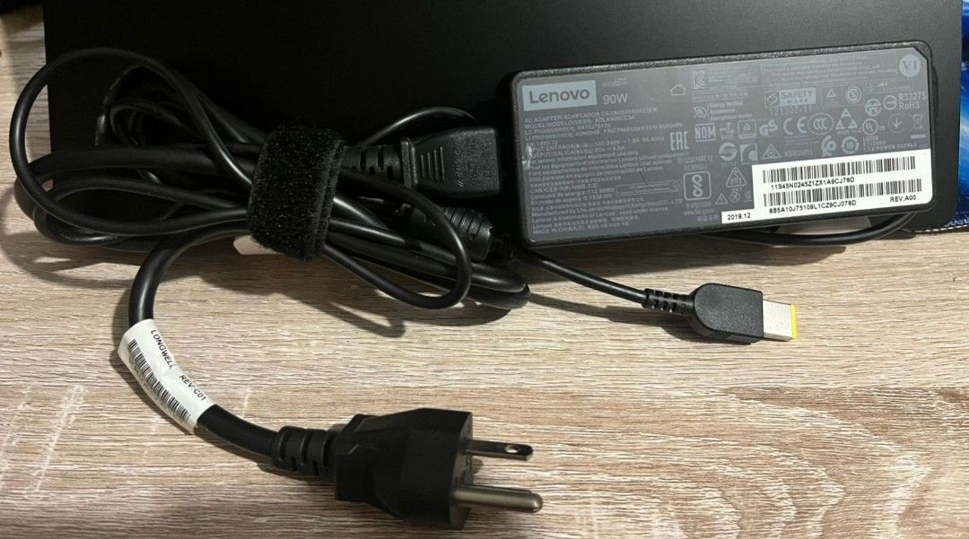 SECONDHAND LENOVO LAPTOP CHARGER (Category: Chargers) located in Makati City. Submitted by annsniftynook (Listing ID 1413305323, Image 1). Description: Location: PRC, Makati.