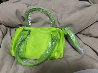 （分類：）位於 。 由 ctthree 提交（商品編號 1335213554，圖片 1）。簡介： 。