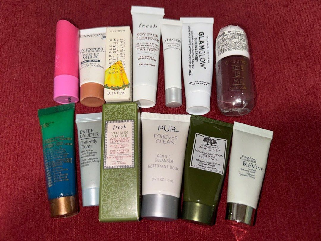 Skincare Sample Set skincare bundle (Category: Face Care) located in Pasig City. Submitted by beautyloversph (Listing ID 1413352896, Image 1). Description: Set 💯Auth.