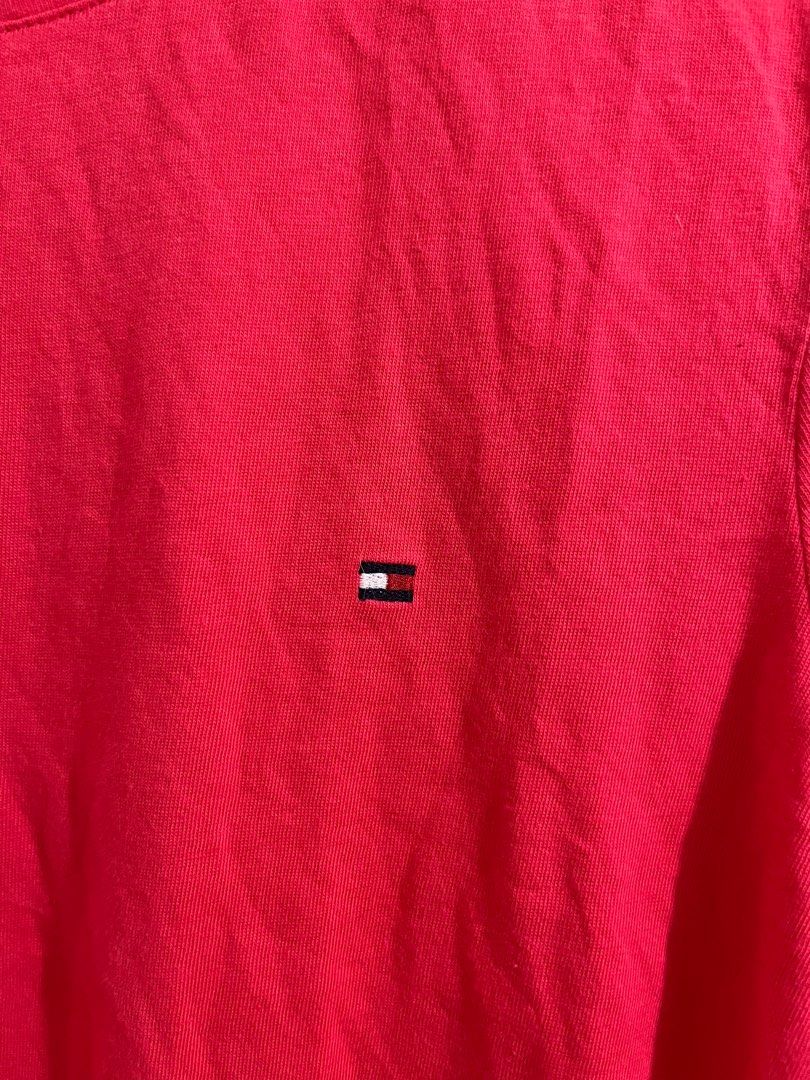 Tommy Hilfiger Plain Pink T-Shirt (Category: Shirts) located in Pasig City. Submitted by dinnerrollss (Listing ID 1413383150, Image 2). Description: Tommy Hilfiger Logo Plain Pink Shirt 📏 SIZE: Small ✔️ RFS: Decluttering ✔️ Never worn.
