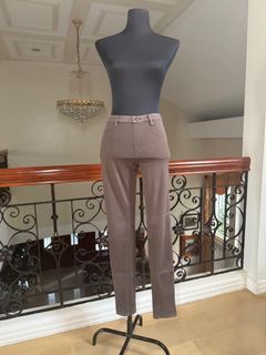 (Category: ) located in . Submitted by VersatileBabe (Listing ID 1413396672, Image 1). Description: .