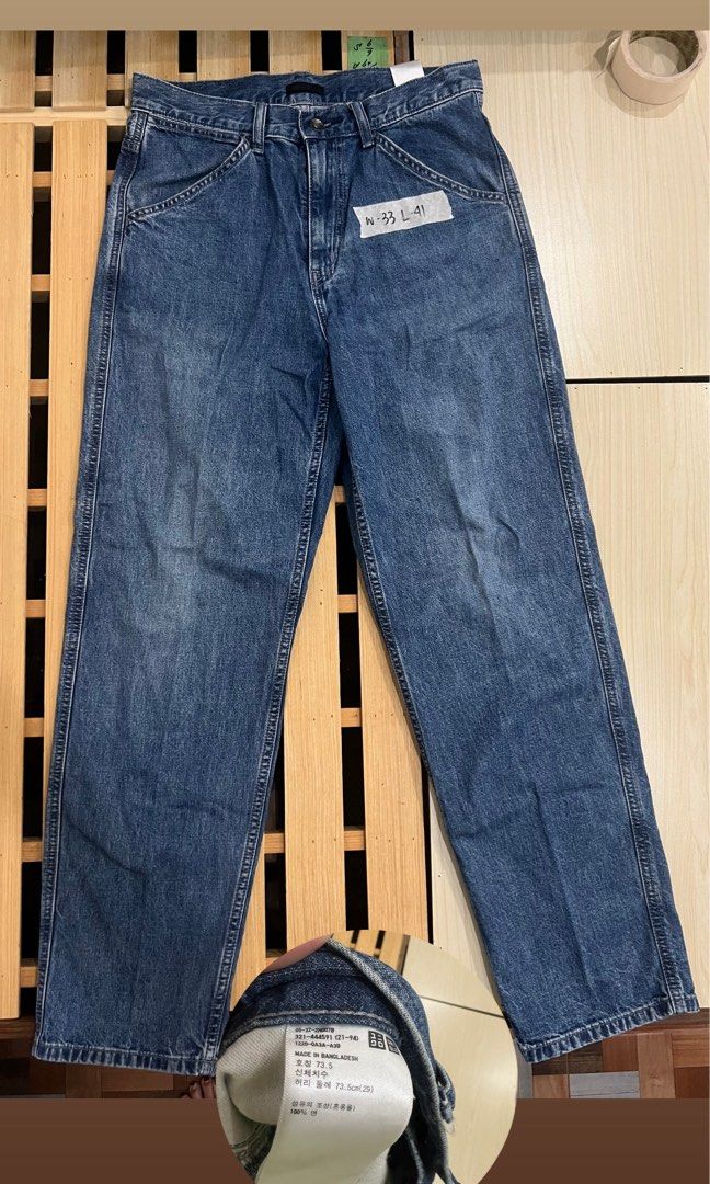 Uniqlo wide leg jeans (Category: Jeans) located in Davao. Submitted by iamesai (Listing ID 1413388752, Image 2). Description: Size 29 on tag 33 when tape measured. No Issue .