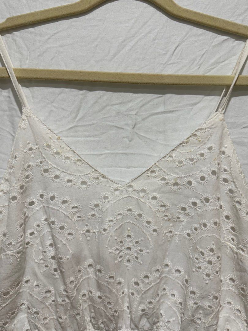 White Eyelet Dress - Size S (Category: Dresses) located in Paranaque City. Submitted by vjau_ (Listing ID 1413394296, Image 2). Description: Brand new with tags but has minor stains .