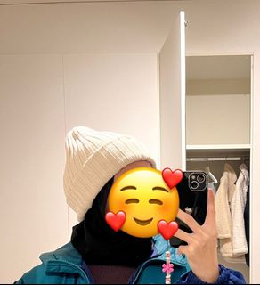 (Category: ) located in . Submitted by aleeyaaaaaaaa (Listing ID 1413377340, Image 1). Description: .