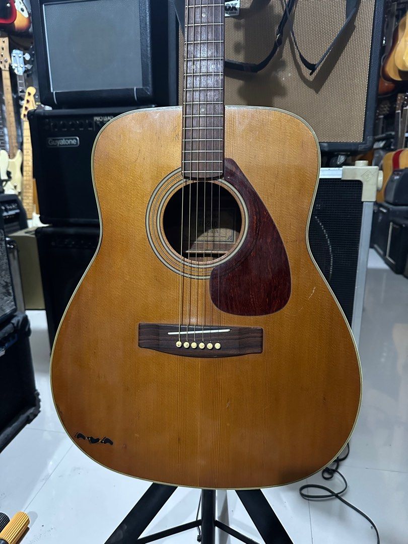 YAMAHA FG-240 ACOUSTIC GUITAR (Category: Musical Instruments) located in Binan City. Submitted by asherkv13 (Listing ID 1413378535, Image 2). Description: japan surplus .