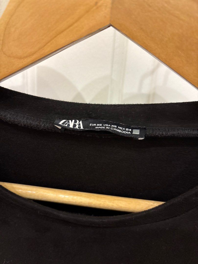 Zara Black Embellished Mini Dress (Category: Dresses) located in Mandaluyong City. Submitted by cmariesj (Listing ID 1413405262, Image 3). Description: - Zara black mini dress - Rhinestone details - Round neckline - Short sleeves - Size: XS.