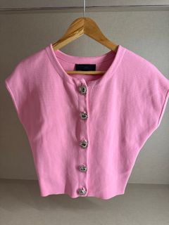 (Category: ) located in . Submitted by upcyclelady (Listing ID 1413376824, Image 1). Description: .