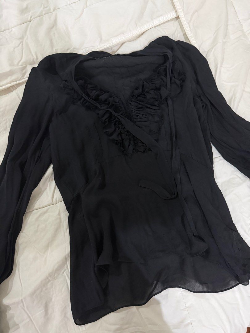 Zara Woman Black Blouse (Category: Blouses) located in Makati City. Submitted by prelovedclothes18 (Listing ID 1413362901, Image 1). Description: - Zara Woman black blouse - Size: XS - Features: Long sleeves, ruffled neckline, tie front - Made in Morocco.