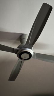 (Category: ) located in . Submitted by longu1 (Listing ID 1418735078, Image 1). Description: .