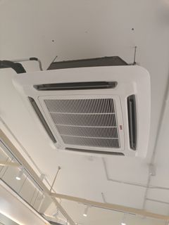 (Category: ) located in . Submitted by mesraaircondspecialist (Listing ID 1418602963, Image 1). Description: .