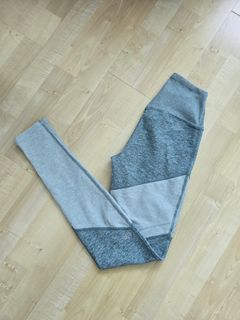 (Category: ) located in . Submitted by closet_84 (Listing ID 1418652309, Image 1). Description: .