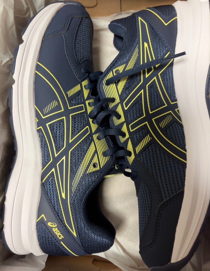 Asics Running Shoes - Jolt Navy Blue & Yellow (Category: Sneakers) located in Singapore. Submitted by growacow (Listing ID 1418660560, Image 1). Description: Brand New Asics running shoe - US Sz 9.5/10/10.5 all available Meetups at Khatib MRT.
