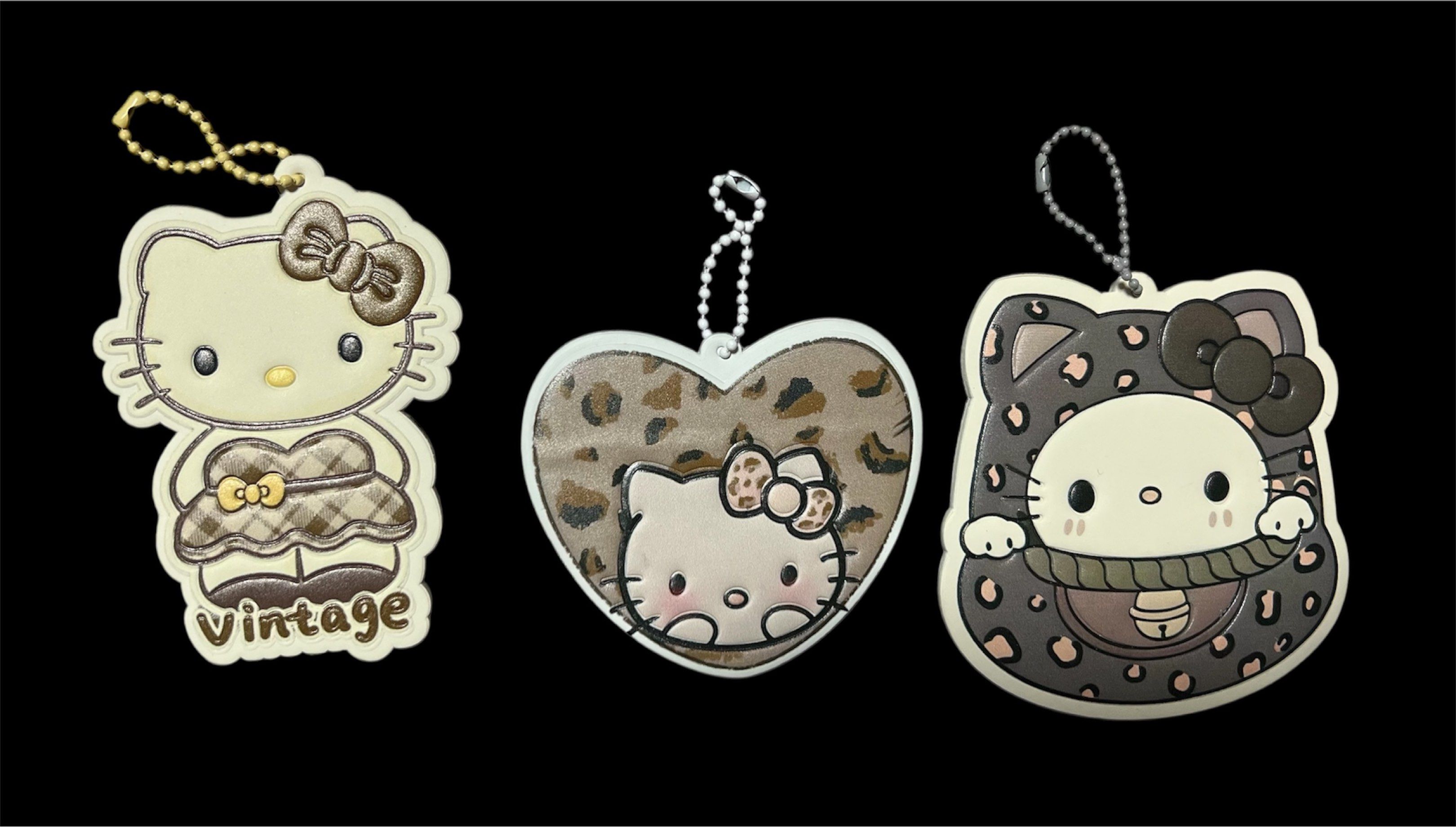 Assorted keychains (Category: Everything Else) located in Singapore. Submitted by applekitty2727 (Listing ID 1418608745, Image 1). Description: Cute assorted keychains for sale. Selling each at $1 Self collect at postal 141080.